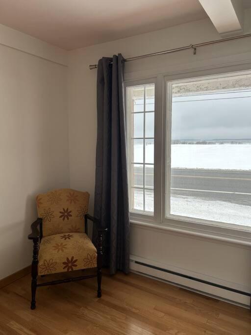 Maison Avec Vue Sur Le Fleuve Holiday home
